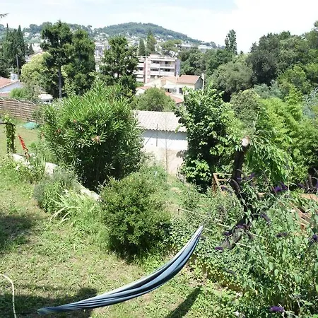 Neuf Et Independant Dans Rez-de-villa
